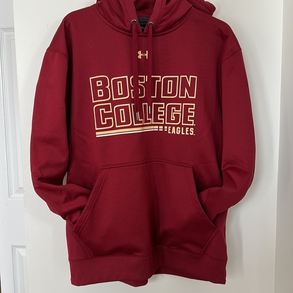 Like New! Men’s Large Under Armor Boston College Eagles Hoodie - Picture 2 of 6